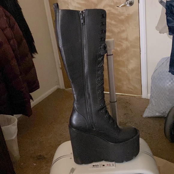 Dollzkill platform knee high combat boots with zipper compartments- - Picture 5 of 5